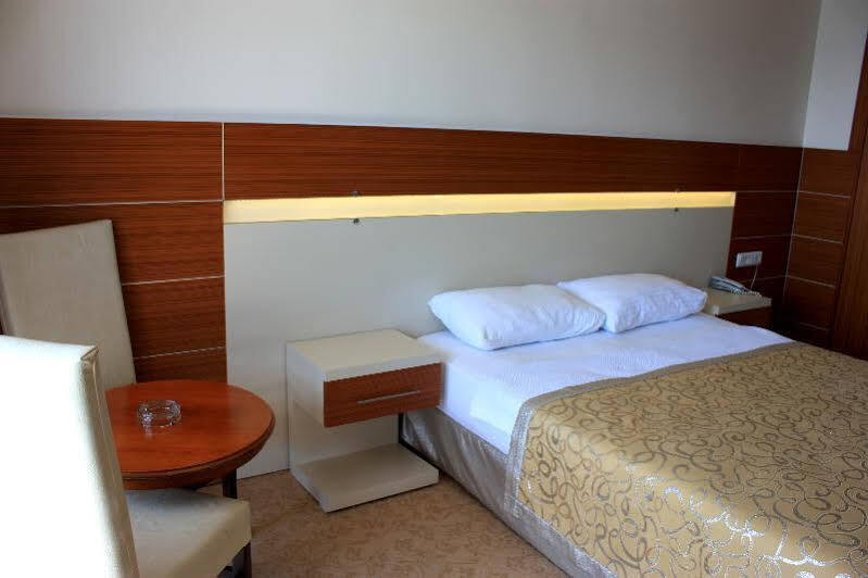 Miramar Hotel Фетхие Экстерьер фото